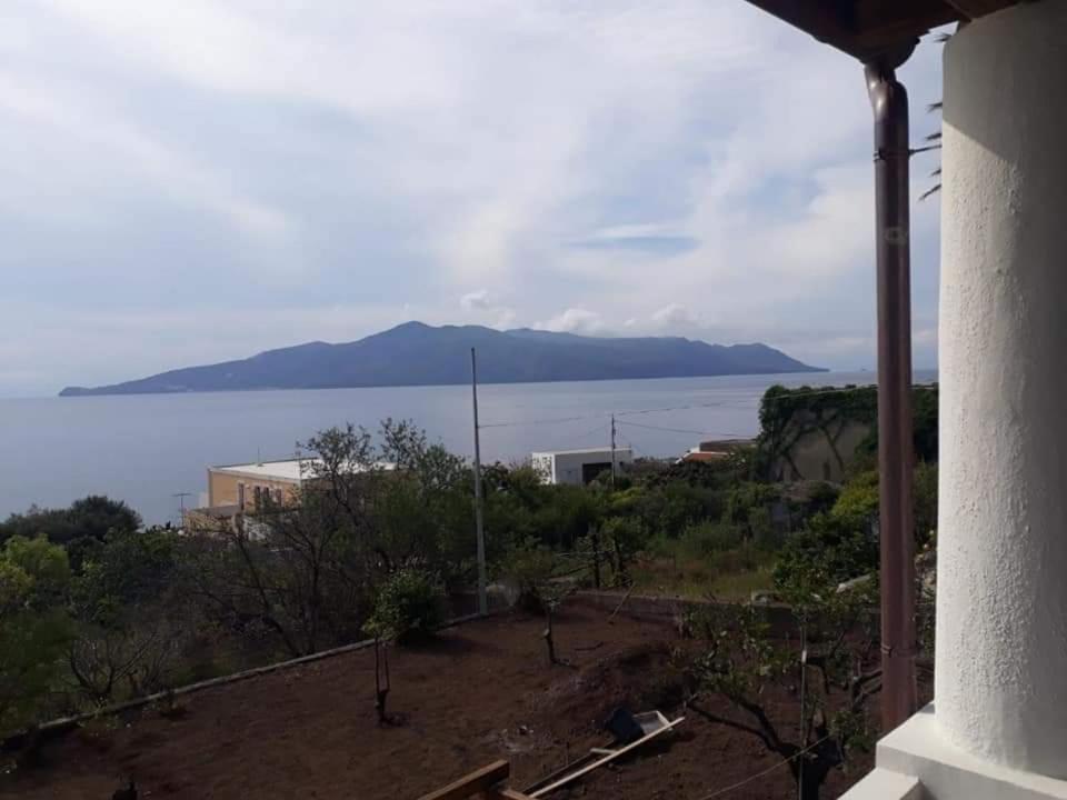 Villa Insolia Santa Marina Salina Chambre photo