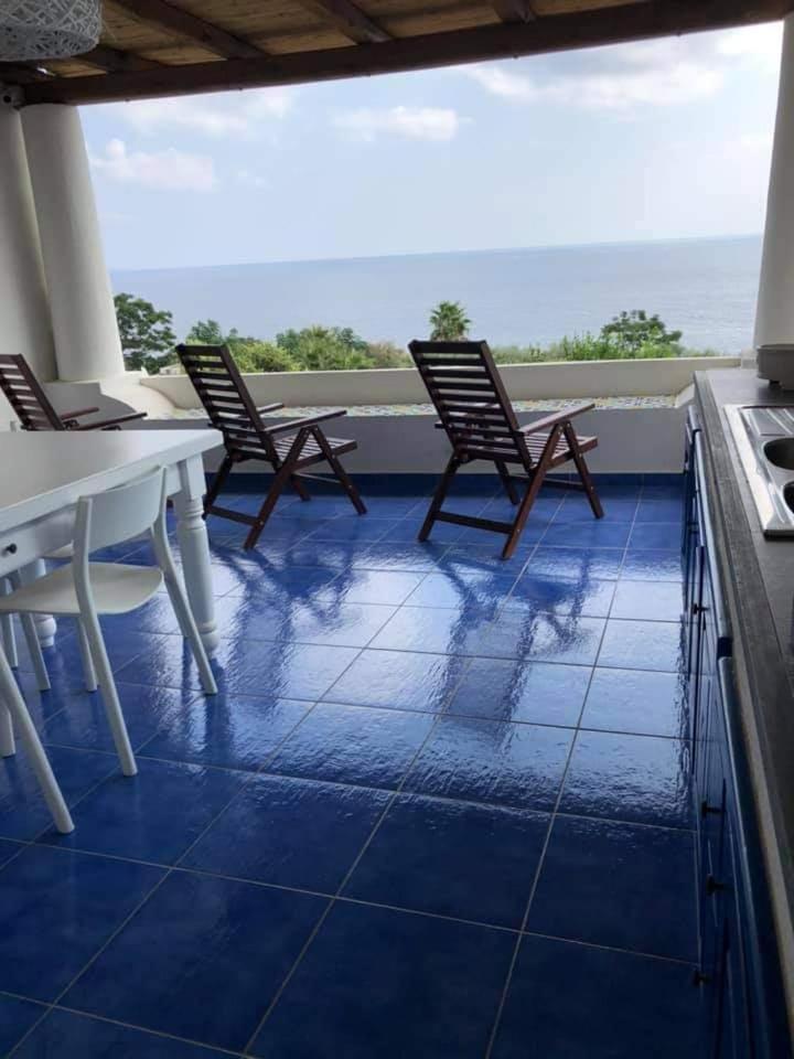 Villa Insolia Santa Marina Salina Chambre photo