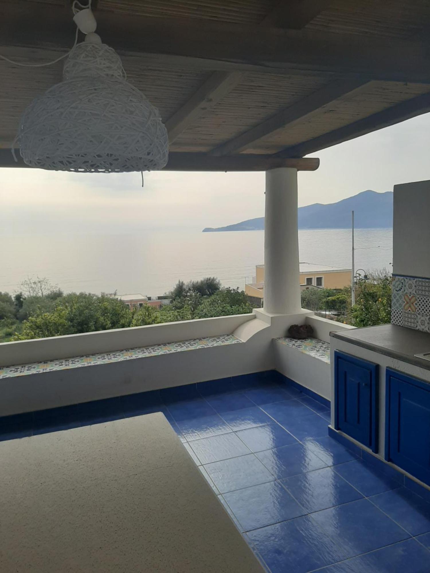 Villa Insolia Santa Marina Salina Chambre photo